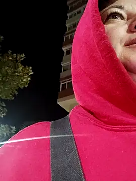 AleshaArabian online show from October 20, 2025, 2:35 am