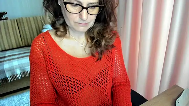 lauraoven online show from March 6, 2026, 7:47 am