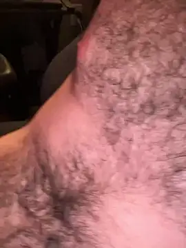 Snapshot of JohnnyBigShot chatting on February 7, 2025, 4:37 am JohnnyBigShot online show from February 7, 2025, 4:37 am