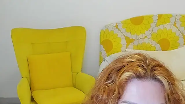 Snapshot of milf_penelope chatting on May 10, 2026, 6:32 pm milf penelope online show from May 10, 2026, 6:32 pm