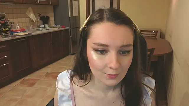 Snapshot of CloudGrace chatting on July 31, 2026, 3:17 am CloudGrace online show from July 31, 2026, 3:17 am