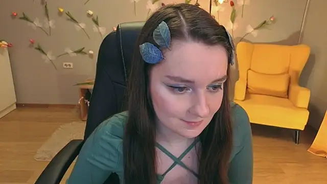 Snapshot of CloudGrace chatting on July 24, 2026, 6:15 pm CloudGrace online show from July 24, 2026, 6:15 pm