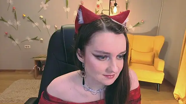 Snapshot of CloudGrace chatting on July 18, 2026, 6:16 pm CloudGrace online show from July 18, 2026, 6:16 pm