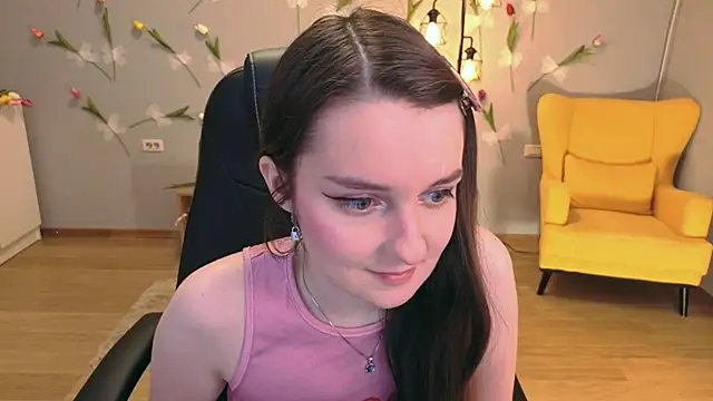 Snapshot of CloudGrace chatting on July 7, 2026, 3:20 am CloudGrace online show from July 7, 2026, 3:20 am