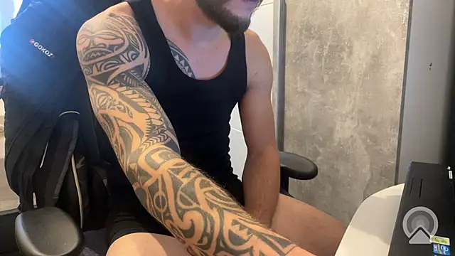 Snapshot of bigdick19cm90 chatting on December 5, 2025, 12:37 pm bigdick19cm90 online show from December 5, 2025, 12:37 pm