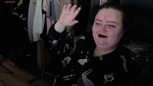 EMMA  CONNOR online show from October 15, 2025, 12:09 am