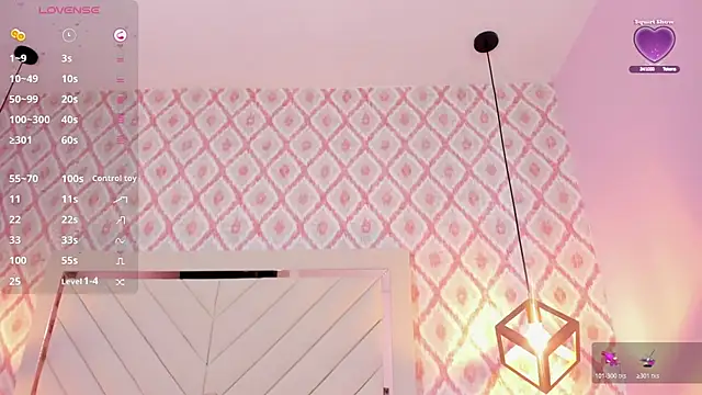 clarisKlein online show from July 28, 2026, 4:39 pm