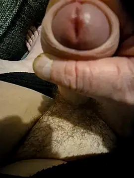 Snapshot of Deebo2212 chatting on December 5, 2025, 7:18 am Deebo2212 online show from December 5, 2025, 7:18 am