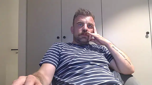 mrbigballs online show from June 26, 2026, 9:09 pm