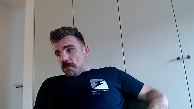 mrbigballs online show from July 5, 2026, 6:37 pm
