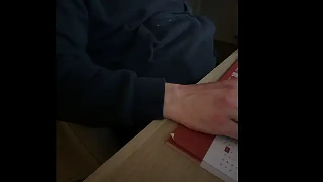 Snapshot of mrbigballs chatting on February 16, 2026, 10:29 pm mrbigballs online show from February 16, 2026, 10:29 pm