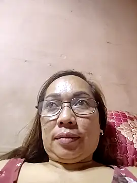 Snapshot of asianwet4u chatting on October 19, 2025, 3:15 pm asianwet4u online show from October 19, 2025, 3:15 pm