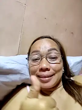 Snapshot of asianwet4u chatting on October 31, 2025, 4:36 pm asianwet4u online show from October 31, 2025, 4:36 pm