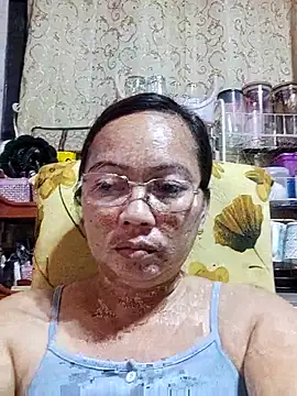 Snapshot of asianwet4u chatting on March 20, 2025, 4:20 pm asianwet4u online show from March 20, 2025, 4:20 pm