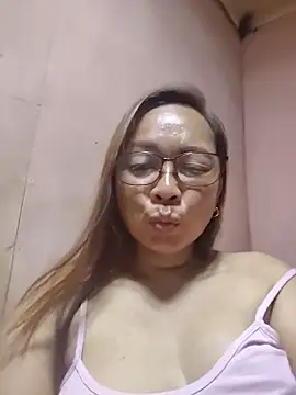 Snapshot of asianwet4u chatting on June 4, 2026, 2:33 pm asianwet4u online show from June 4, 2026, 2:33 pm