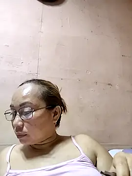 Snapshot of asianwet4u chatting on November 1, 2025, 4:41 am asianwet4u online show from November 1, 2025, 4:41 am