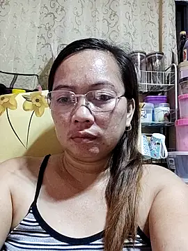 Snapshot of asianwet4u chatting on March 18, 2025, 10:04 pm asianwet4u online show from March 18, 2025, 10:04 pm