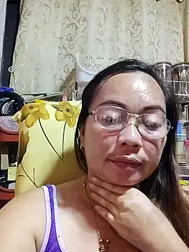 Snapshot of asianwet4u chatting on March 13, 2025, 5:07 pm asianwet4u online show from March 13, 2025, 5:07 pm