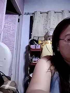 Snapshot of asianwet4u chatting on March 20, 2025, 10:10 am asianwet4u online show from March 20, 2025, 10:10 am