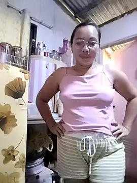 Snapshot of asianwet4u chatting on March 15, 2025, 1:52 am asianwet4u online show from March 15, 2025, 1:52 am