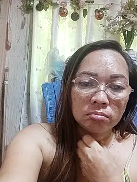asianwet4u online show from July 19, 2026, 4:21 am