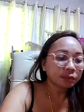 Snapshot of asianwet4u chatting on September 12, 2025, 5:18 am asianwet4u online show from September 12, 2025, 5:18 am