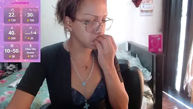 Snapshot of sensual_nataliee chatting on June 7, 2026, 3:39 pm sensual nataliee online show from June 7, 2026, 3:39 pm