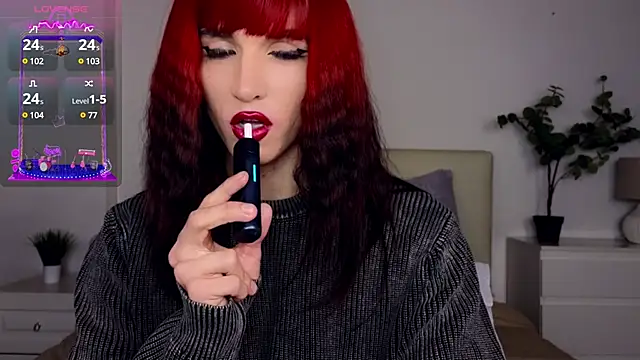 HelenSpellman online show from December 8, 2024, 7:43 pm