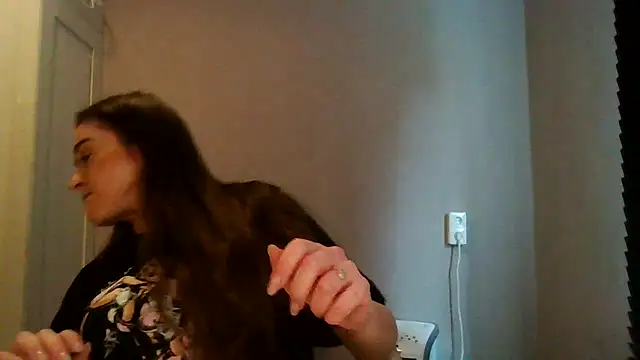 avajade online show from October 20, 2025, 10:05 am