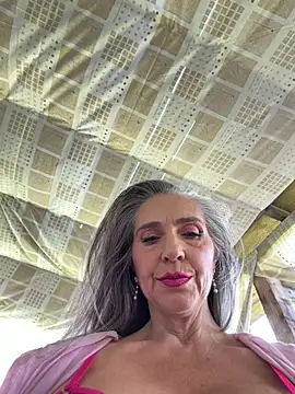 Snapshot of Alimela chatting on June 25, 2026, 9:58 am Alimela online show from June 25, 2026, 9:58 am