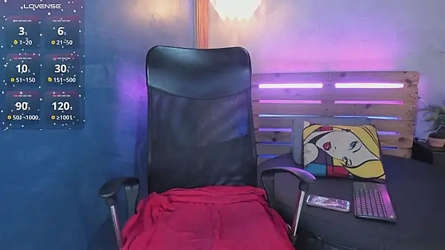 Snapshot of niky_doll_ chatting on February 16, 2026, 1:32 pm niky doll online show from February 16, 2026, 1:32 pm