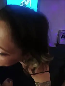 Rabit Snake online show from February 17, 2026, 3:37 am