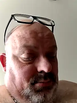 Snapshot of Bibear197511 chatting on October 13, 2025, 8:38 am Bibear197511 online show from October 13, 2025, 8:38 am