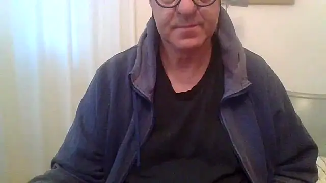 ANONIMO7735 online show from April 28, 2026, 4:06 am