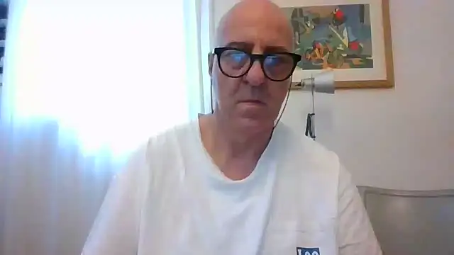 Snapshot of ANONIMO7735 chatting on June 15, 2026, 10:15 am ANONIMO7735 online show from June 15, 2026, 10:15 am