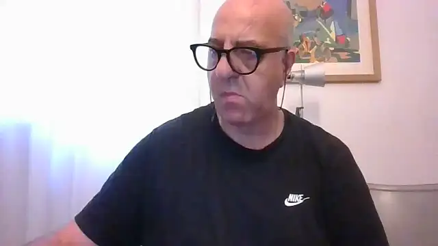 Snapshot of ANONIMO7735 chatting on June 19, 2026, 4:40 am ANONIMO7735 online show from June 19, 2026, 4:40 am
