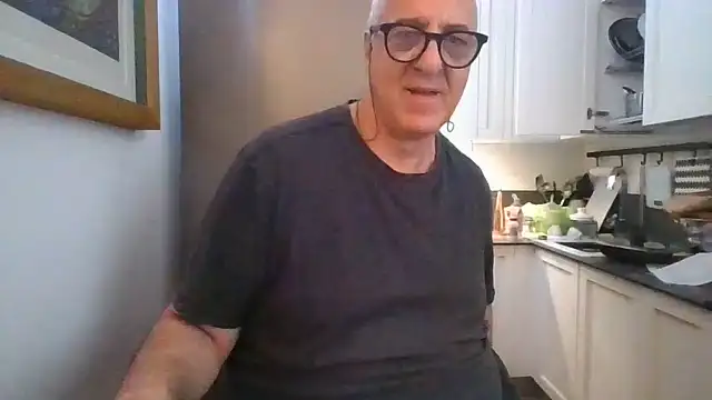 ANONIMO7735 online show from July 4, 2026, 10:54 am