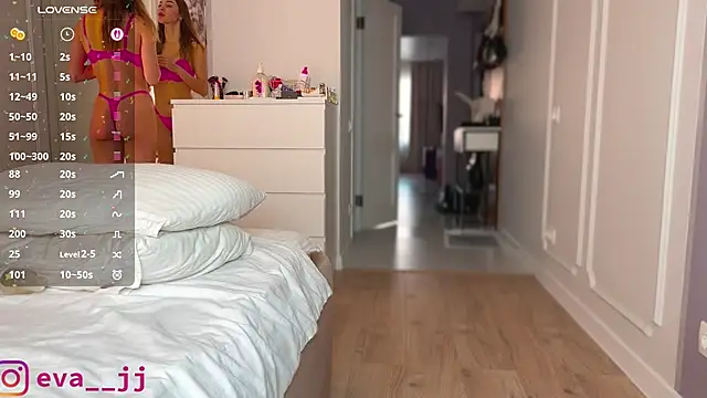 Snapshot of Eva_JJ chatting on November 20, 2025, 3:07 am Eva JJ online show from November 20, 2025, 3:07 am