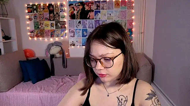 MilenaSaint online show from March 12, 2025, 3:24 am