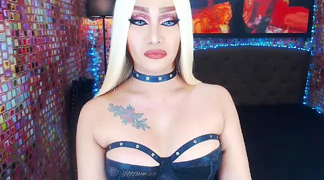 Snapshot of KylieMaxwellCaulfield_TS chatting on February 9, 2025, 11:46 pm KylieMaxwellCaulfield TS online show from February 9, 2025, 11:46 pm