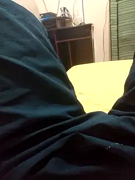 chantilyboy online show from July 2, 2026, 7:47 am