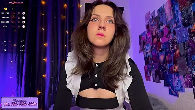 Snapshot of HotaruTomo chatting on October 27, 2025, 10:33 pm HotaruTomo online show from October 27, 2025, 10:33 pm