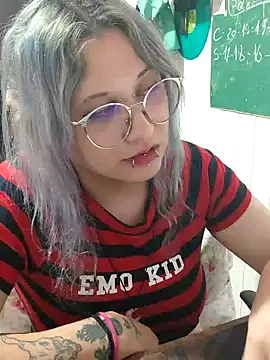 ElfGrey online show from December 5, 2024, 8:27 am