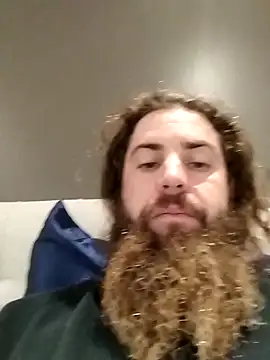 Pokietommy online show from September 18, 2025, 10:57 pm