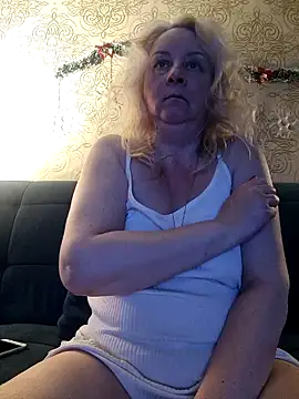 Snapshot of Janahotty chatting on January 8, 2025, 9:44 pm Janahotty online show from January 8, 2025, 9:44 pm