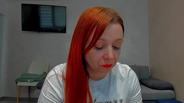 Snapshot of emilianna666 chatting on April 14, 2026, 11:26 am emilianna666 online show from April 14, 2026, 11:26 am