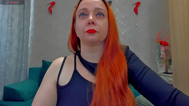 emilianna666 online show from October 20, 2025, 7:09 am