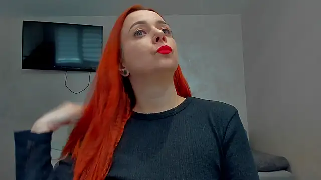 Snapshot of emilianna666 chatting on April 21, 2026, 10:44 am emilianna666 online show from April 21, 2026, 10:44 am