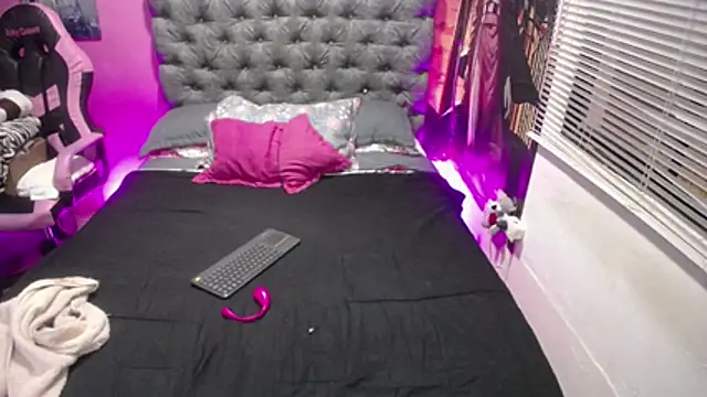 Snapshot of JEENEVIEVE chatting on October 30, 2025, 6:16 pm JEENEVIEVE online show from October 30, 2025, 6:16 pm