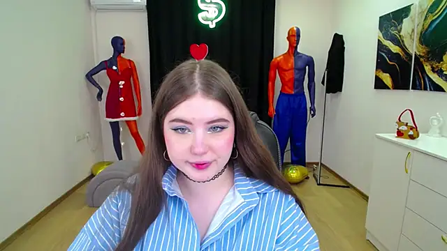 NicoleFoxery online show from February 25, 2025, 6:23 pm